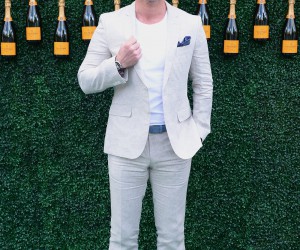 卢克•伊万斯佩戴万宝龙4810系列两地时腕表亮相凯歌香槟经典马球赛