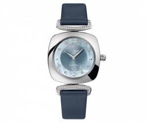 夏日中的一抹清涼 兩款藍色珍珠母貝表盤腕表推薦