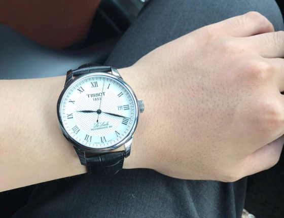 7月热季 购得人生第一块天梭白力手表