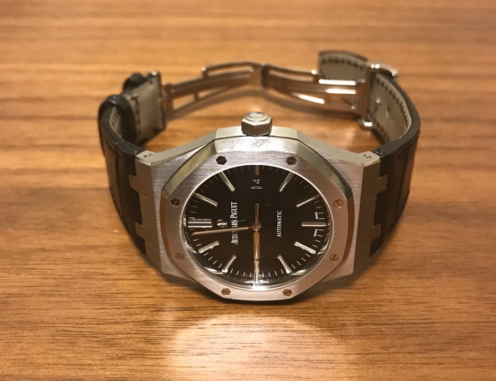 换个思路 爱彼15400ST黑盘配皮带效果