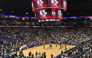 天梭全新NBA计时系统 为NBA上海赛精准计时