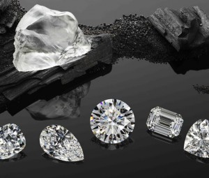 342克拉的钻石到底有多大？做成的珠宝有多美？