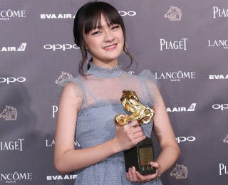 2017金马典礼首席襄赞 伯爵助力群星闪耀