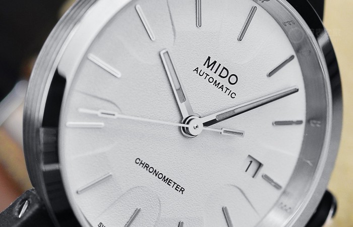 革新典范  瑞士美度表灵感源于建筑系列腕表