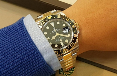 还是喜欢带点金 入手劳力士间金GMT