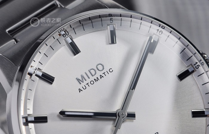 百年纪念礼  瑞士美度表指挥官系列“纪念日”大日历全自动机械腕表
