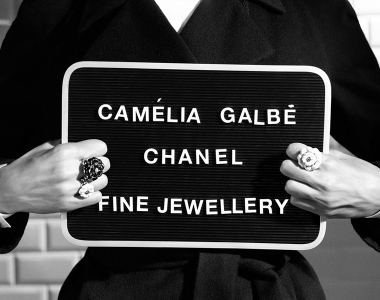 黑白即是经典，Camélia Galbé Chanel用陶瓷演绎山茶花的纯粹