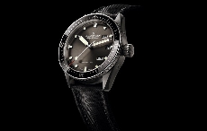 宝珀Blancpain全新五十噚系列深潜器Bathyscaphe年历腕表