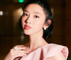 唐艺昕、秦海璐佩戴Piaget伯爵珠宝腕表出席优酷“YC盛典”