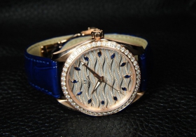 波紋帶來的清涼 藍色的歐米茄海馬系列Aqua Terra珠寶腕表現已到店在售