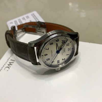 【iwc萬國手錶型號iw324007飛行員系列價格查詢】官網報價|腕錶之家