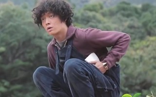 电影《一出好戏》里面都戴了什么表?