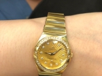 表也是女生的装饰品 入手欧米茄星座大金表