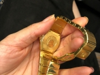 表也是女生的装饰品 入手欧米茄星座大金表