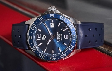 赛车精神 TAG Heuer泰格豪雅推出F1系列宝嘉尔蓝盘特别版腕表