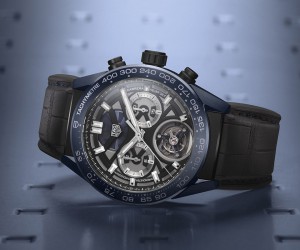 TAG Heuer泰格豪雅卡莱拉陀飞轮计时码表：Tête de Vipère认证