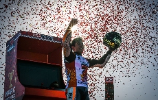 这一刻 向冠军致敬 天梭表全球形象代言人马克•马奎斯勇夺2018年世界摩托车锦标赛冠军