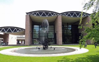 你的行为本身就是一种艺术│瑞士巴塞尔Museum Tinguely