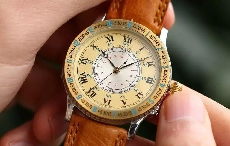 浪琴林白，一块考验智商的手表