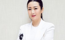 赵涛佩戴戴比尔斯钻石珠宝闪耀第55届金马影展