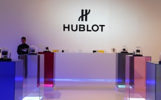 探索制表工艺 展现创新时计 宇舶2018制表课堂讲述蓝宝石材质的奥秘