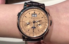 【视频】试戴今年表展朗格最复杂的腕表