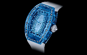 蓝宝石水晶与宝石镶嵌工艺的结合：尖端技术 纯粹美学