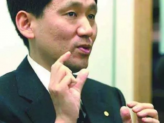 从不混学术圈，他凭啥拿诺贝尔奖？