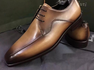 从 Berluti 看 LVMH 接班人