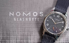 手表界的“无印良品”——Nomos