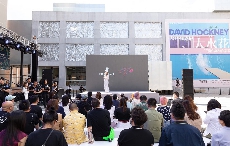 HUBLOT宇舶表助力木木美术馆新馆揭幕 重磅呈现大卫·霍克尼在中国的首次大型作品展