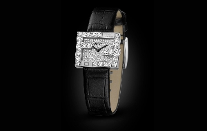 Fendi Timepieces 荣推 Fendimania Limited Edition 腕表  标志性经典腕表平添华贵气息