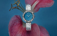 梦中的天蓝 品鉴萧邦L’Heure du Diamant系列珠宝腕表