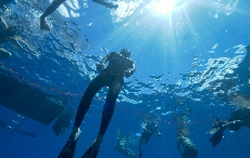 沛纳海| 特别体验再出击 15位英雄与沛纳海品牌大使纪尧姆·内里开启法属波利尼西亚水下冒险之旅