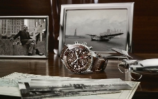 安东尼·圣艾修佰里跨大西洋飞行之旅80周年 IWC万国表举办纪念展览并推出特别版腕表