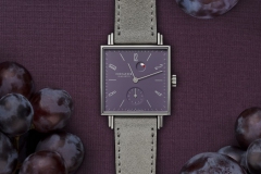 经典配色：NOMOS Glashütte推出全新Tetra plum腕表