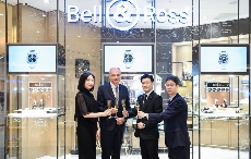 Bell & Ross 柏莱士品牌北京专卖店盛大开幕 暨全新BR 05系列标志性方形腕表惊艳亮相