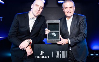 Hublot宇舶表推出Big Bang One Click Sang Bleu绿松石精钢限量腕表