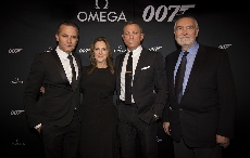 邦德之夜 星耀纽约 ——007电影制片人和丹尼尔·克雷格亮相欧米茄全新007腕表发布活动