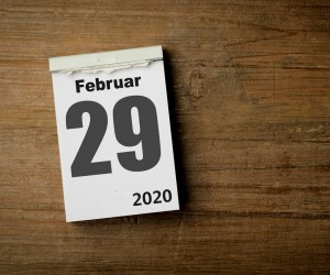 2月29號，你的腕表需要調日歷嗎？