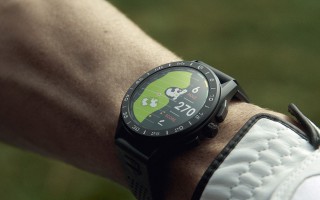 TAG HEUER泰格豪雅推出 新一代奢华智能腕表