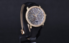 高级制表与珠宝工艺的完美融合 品鉴卡地亚REGARD DE PANTHÈRE猎豹造型腕表