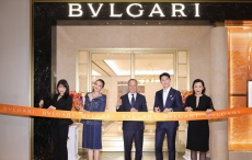 品牌代言人舒淇、邓伦华丽揭幕 全新BVLGARI宝格丽上海恒隆广场中国旗舰店