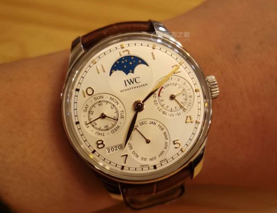 IWC万年历：愿有岁月可回首！