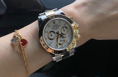 我的第二支表到手 劳力士间金迪通拿白盘