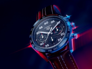 保时捷车迷的年度馈赠，泰格豪雅发布保时捷特别版腕表