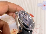 钢链对手腕不友好 给海马四分之一橙换个胶带