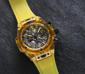 璀璨奪目 個性創新 品鑒宇舶表的黃色藍寶石腕表