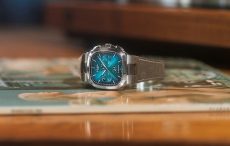 重回七零年代！格拉苏蒂原创新推两款色彩明艳的限量计时腕表
