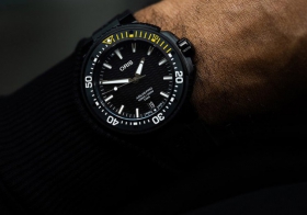 為專業潛水設計 品鑒豪利時AquisPro 400自主機芯日歷腕表